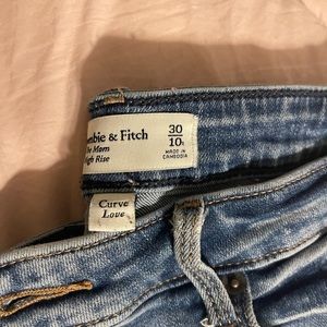 CURVE LOVE Highrise “Mom” Jeans | Size 30/10